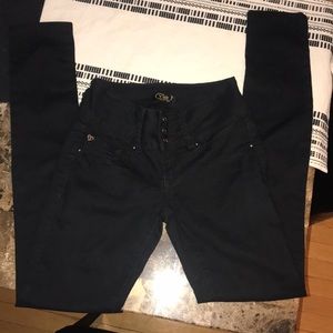 YMI Black high waisted jegging